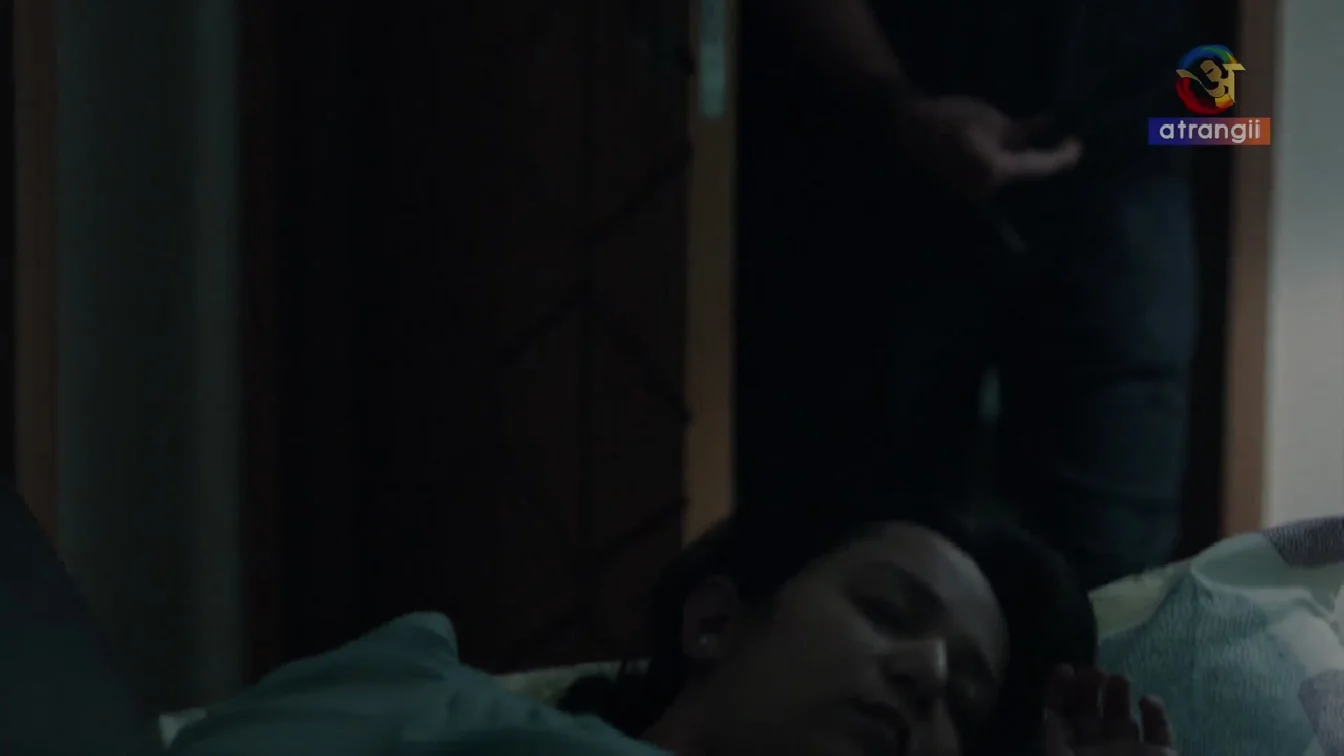 11Th Hour S01 P01 Atrangii